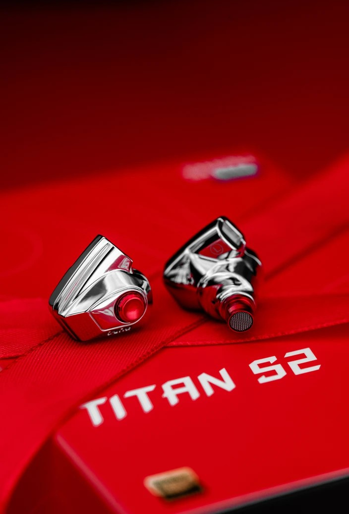 Dunu Titan S2